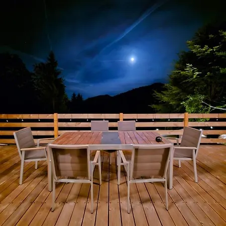 Chalet Forest Angel Rg