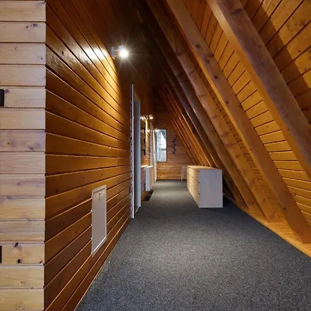Chalet Forest Angel Rg